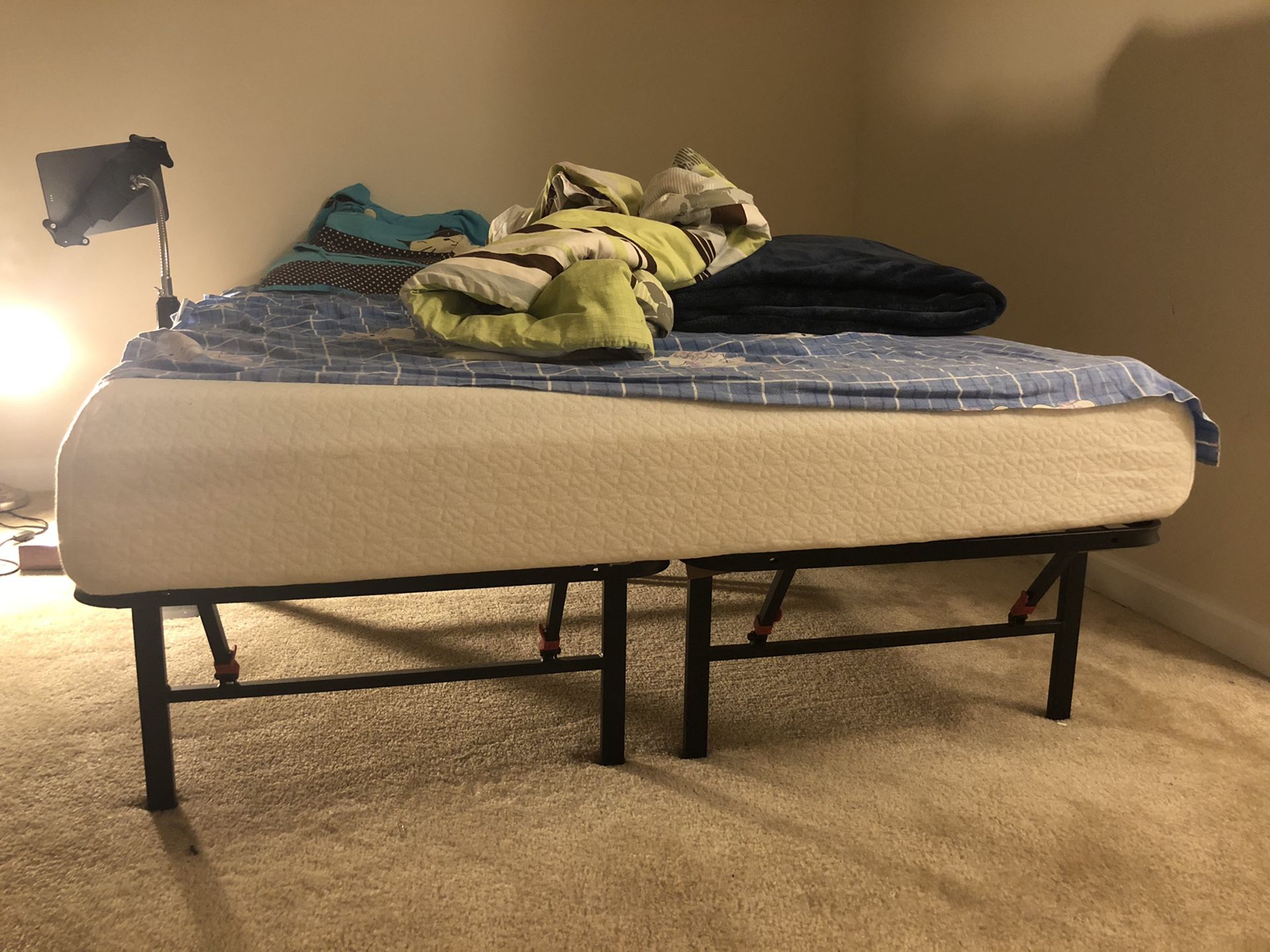 Zinus 8-inch mattress and AmazonBasics bed frame (full)