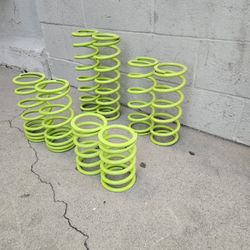 Springs For A 2024 RZR Turbo R