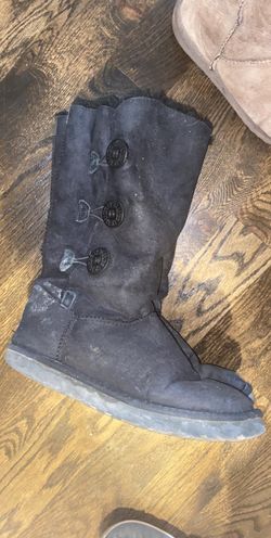 Black/tan boots