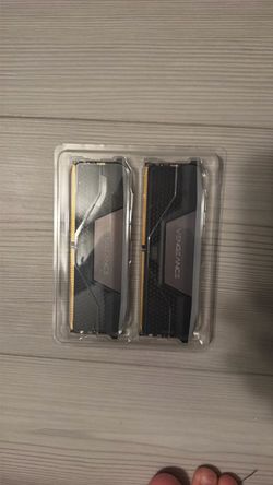 VENGEANCE RGB DDR5 Ram (2x 16 gigabytes)