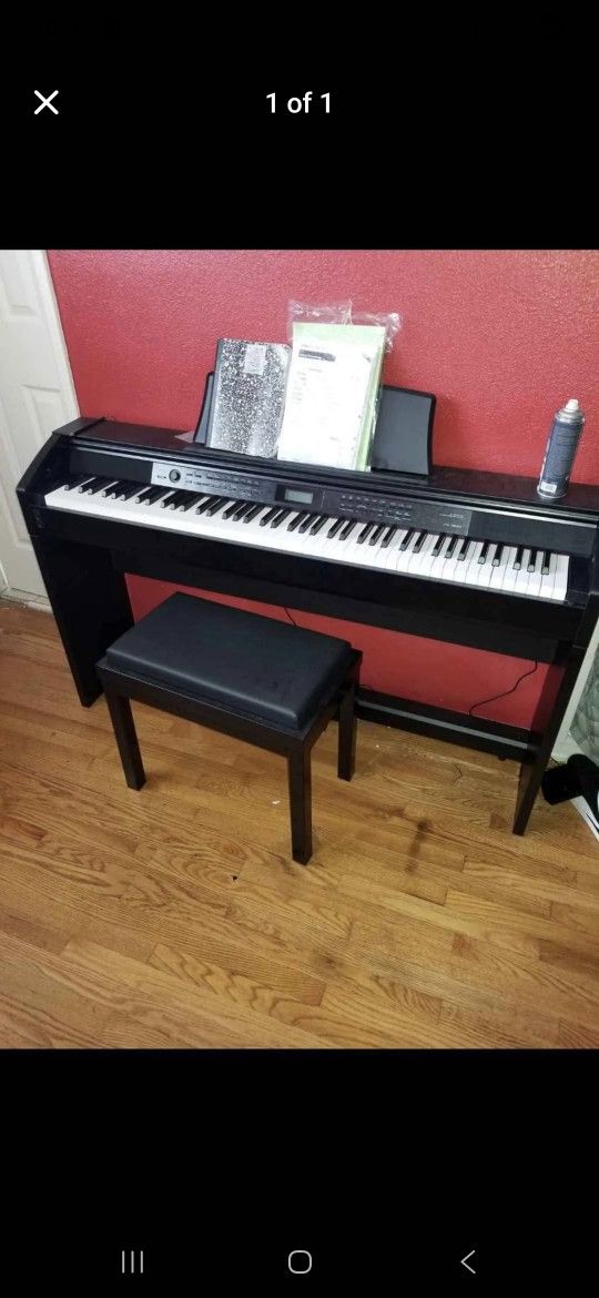 Casio Privia PX-780M Electric Piano