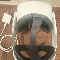 Meta Quest 2 Virtual Reality Headset
