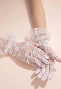 White lace short floral gloves