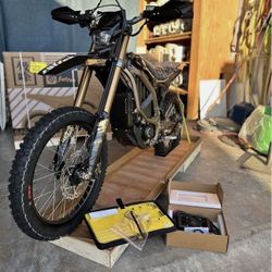 2026 Surron Ultra Bee HP