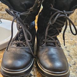 Coach Boots Women’s Size 8.5