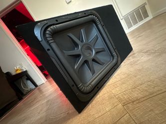 Title (15)" L7 kicker Blue subwoofer speaker custom/port box.
