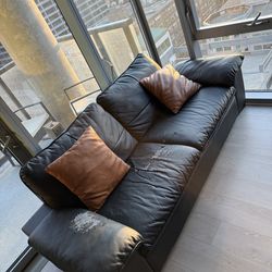 Free Couch - River North