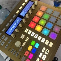  Native Instruments Maschine MK2, Rare Gold color, Excellent condition, MIDI N Ca