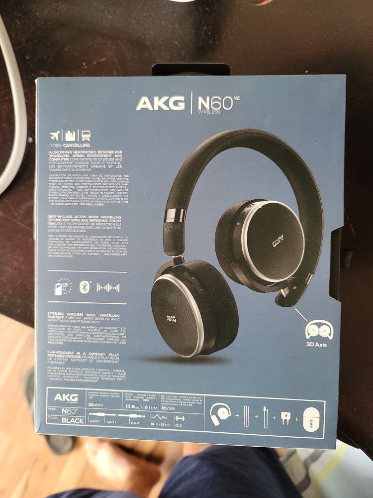 Samsung AKG/ N60 WIRELESS NOISE CANCELING HEWDPHONE FOR SALE LIKE BRAND NEW 