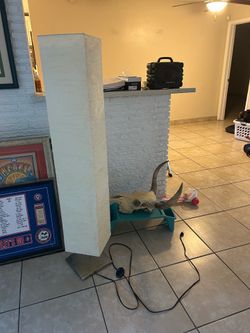 Floor lamp