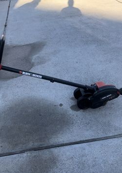 Like New Black And Decker Edger
