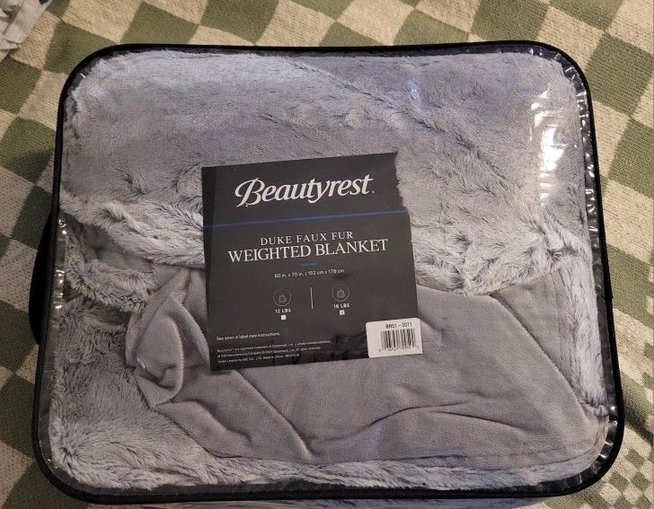 WEIGHTED BLANKET , 18Lb Beauty Rest 