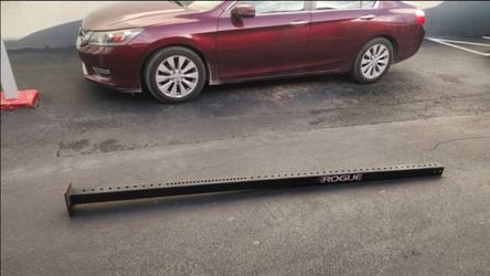 Miami 33130. Delivery for extra. 

Black steel Rogue upright post with laser-cut holes and a bolt-on base plate. 

Single upright from a Rogue rack sy