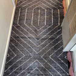 Gray Geometric Rug (2.5 ft x 8 ft runner)
