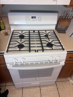Gas range for sale