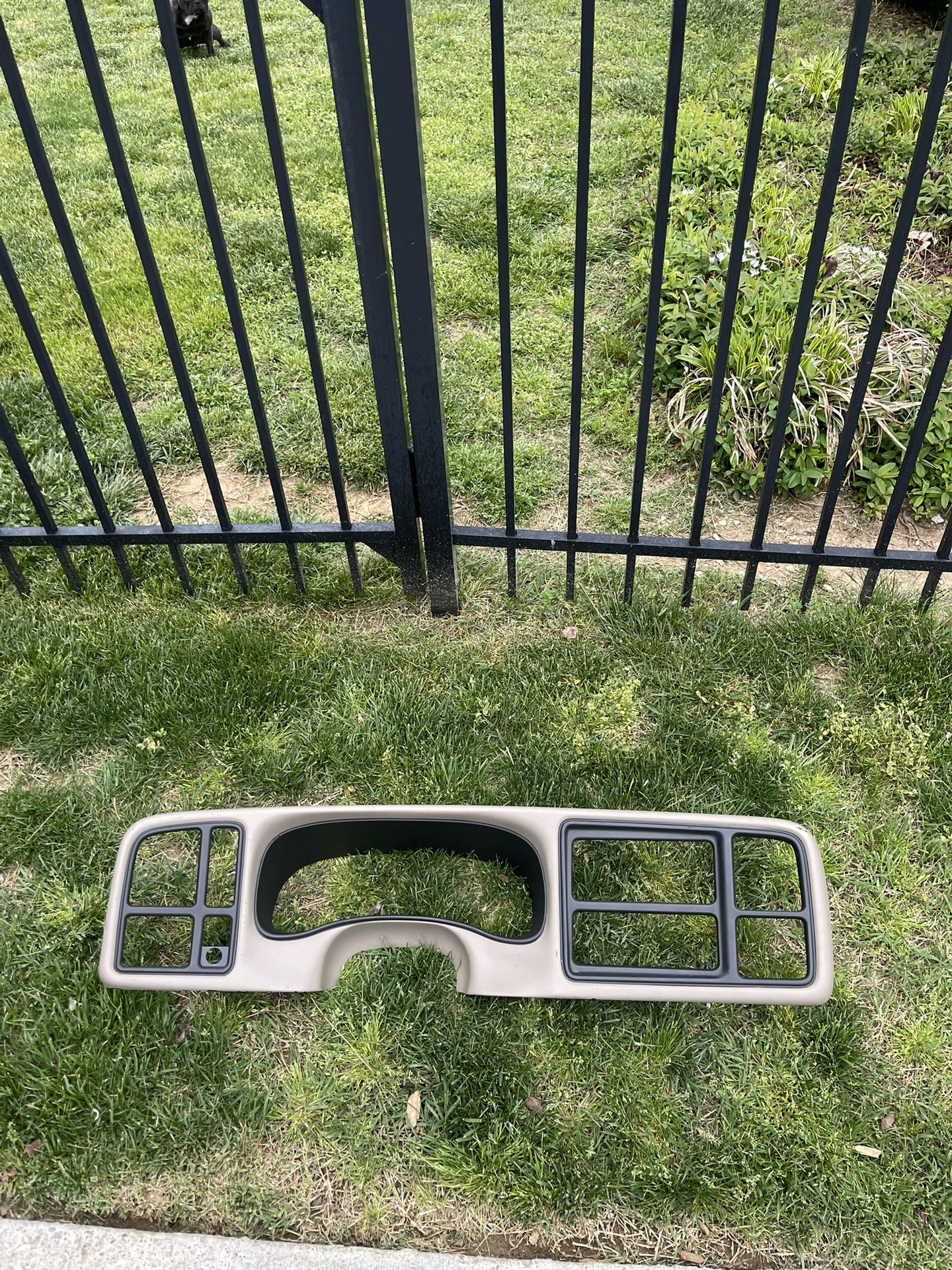 99-06 tan dash bezel