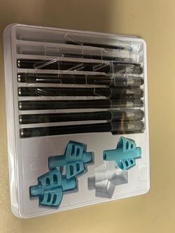 Special grips pens set open packaging