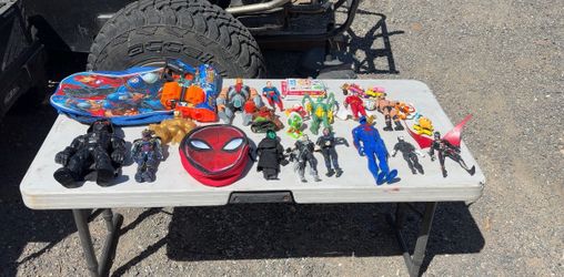 Large Lot of Action Figures & Toys Marvel DC Superheroes & More