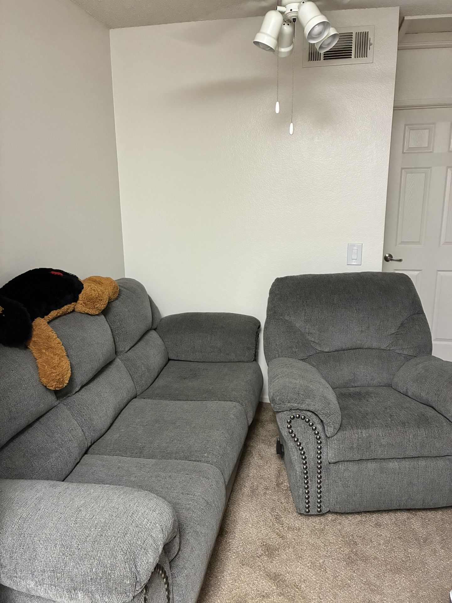 Sofa & Recliner