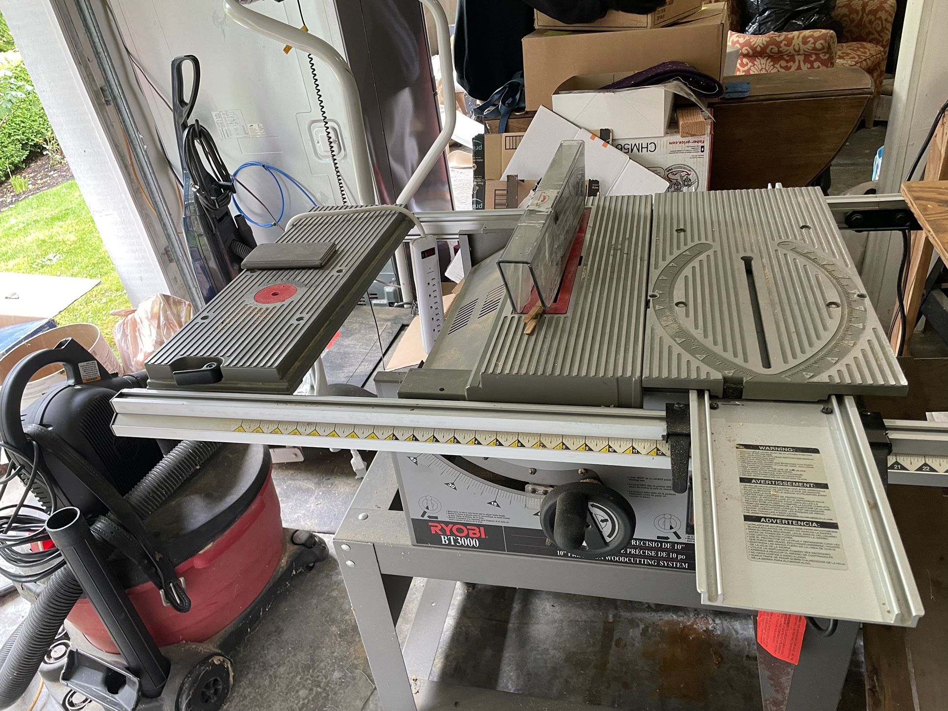 RYOBI BT3000 Table Saw
