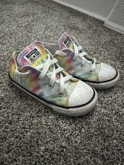 Girls Converse 10c