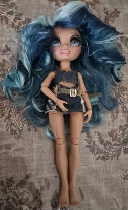 Rainbow 🌈 High Skylar Bradshaw series 1 doll