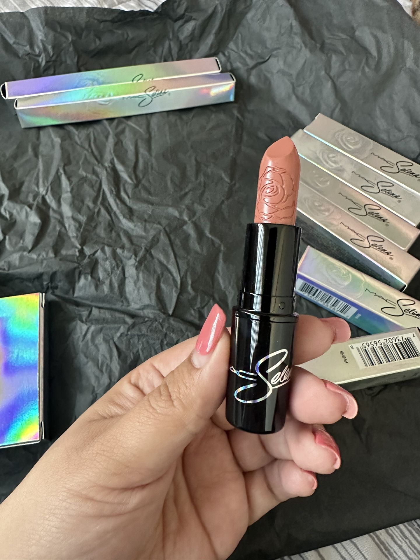 Selena MAC LIPSTICK ( Selena Vive)