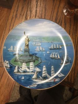 Armstrong’s art on porcelain Statue of Liberty Signed Edition 10 1/4 Plate