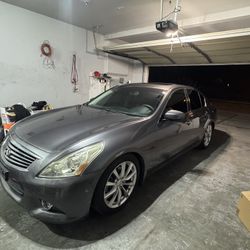 2013 Infiniti G37