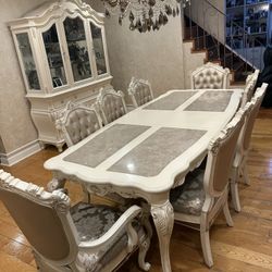 Custom European 8 Person Dining Set With Curio
