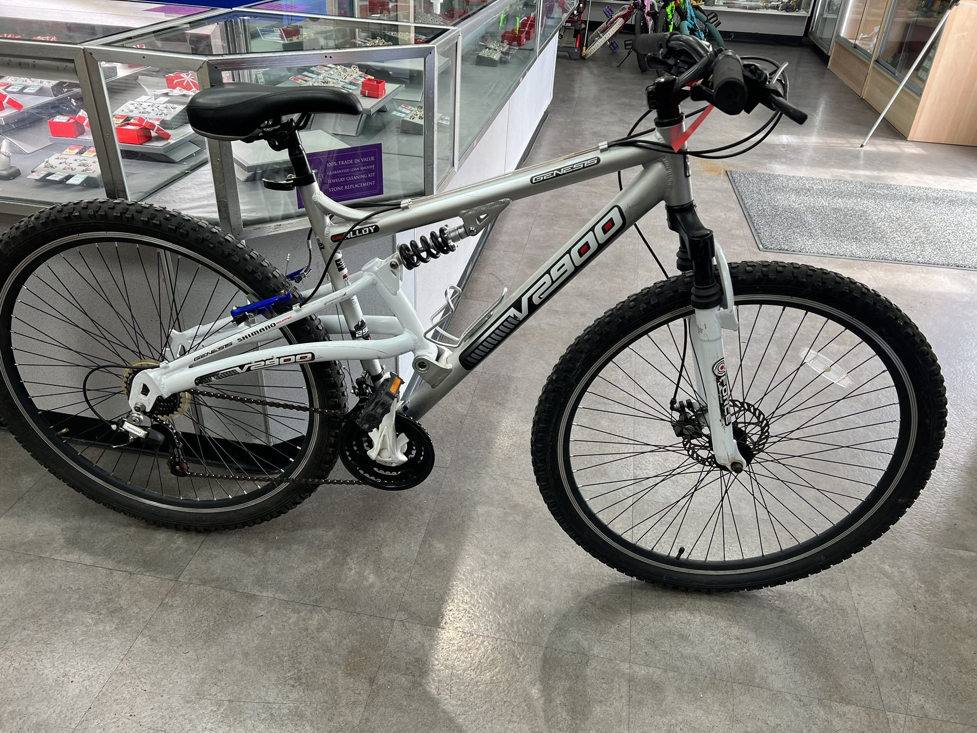 Genesis V2900 Bicycle for Sale in San Antonio, TX - OfferUp