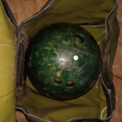 Bowling ball 13 pounds