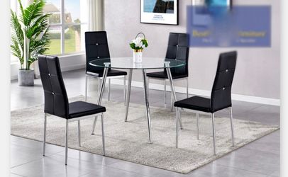 5 pc black dining set with glass top | NEW
