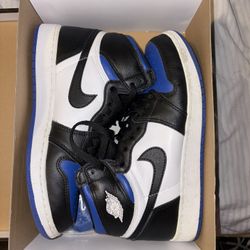 Air Jordan 1 (Royal toe)