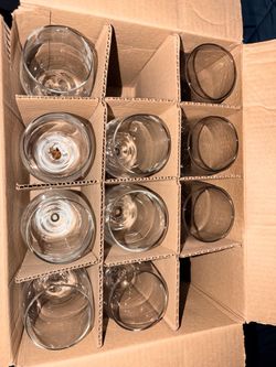 Set of 10 brand new thick wine glasses