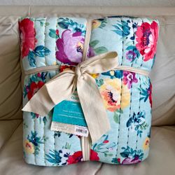 The Pioneer Woman King Sweet Romance Blossoms Quilt Light Blue Floral NEW