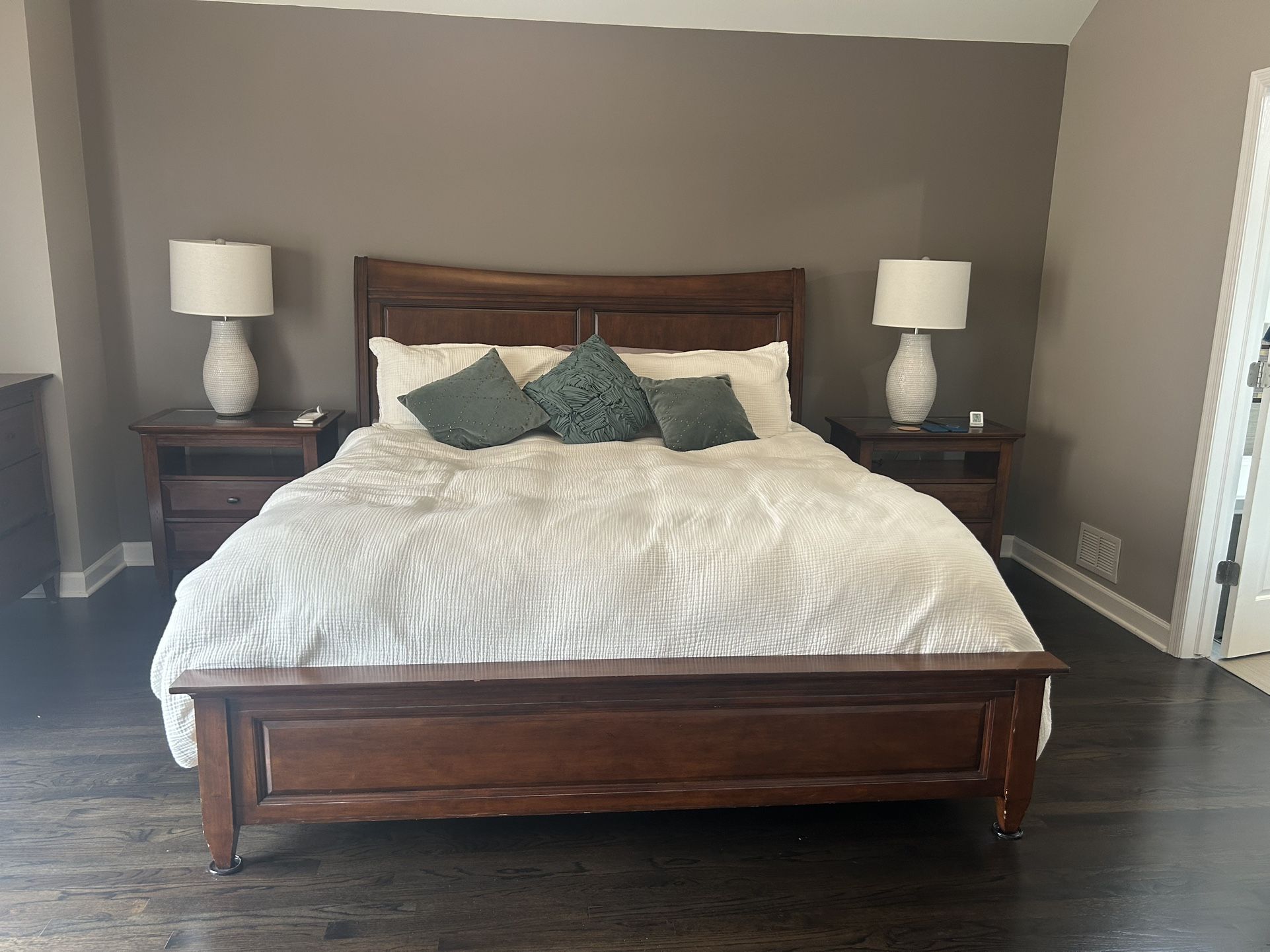 5 Piece King Bedroom Set