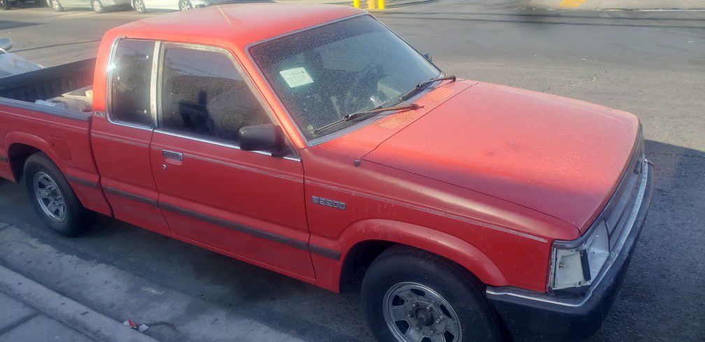 1988 Mazda B-Series Pickup