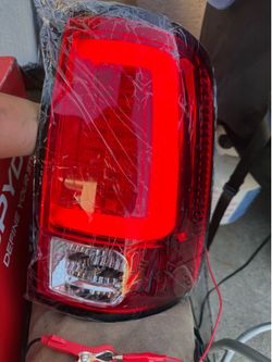 13-18 Dodge Ram Spyder LED Bar Tail Lights