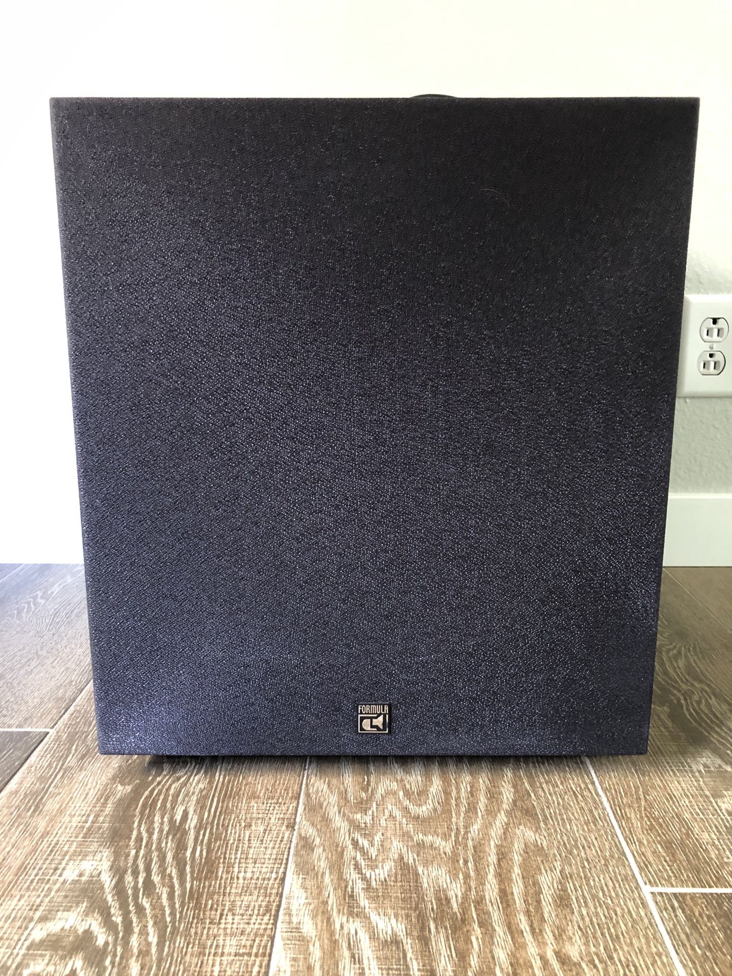 BIC America F12, 475 Watt SubWoofer