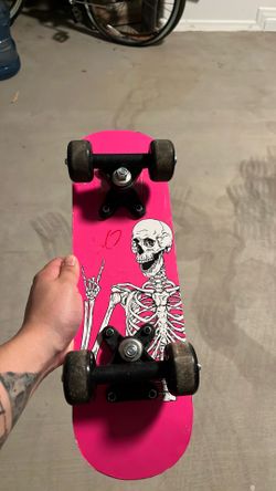 Skateboard