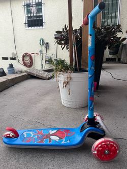 Kids scooter good condition