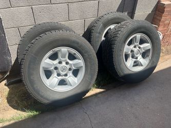 Toyota Wheels with Big Foot A/T 265/70R16 Tires