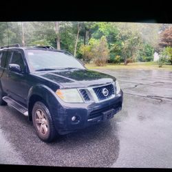 Nissan  Pathfinder 