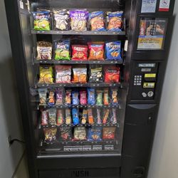 Vending Machine- Five Wide Snacks