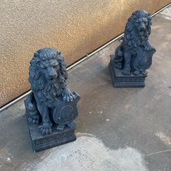 Lions Decorations