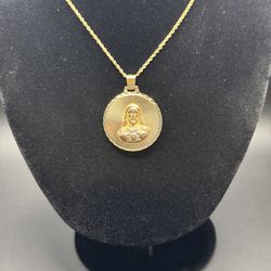 14k gold pendant
