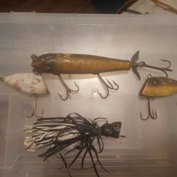 Wooden Antique Fishing Lures