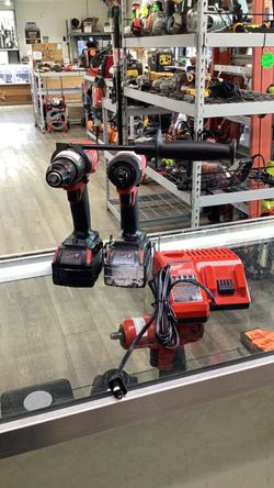 Milwaukee drill set