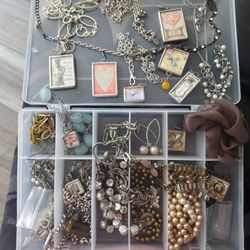 Jewelry King Jewelry  20 Each